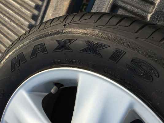 ขายล้อวีออสขอบ 15ยางใหม่