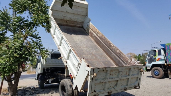 ขาย6ล้อดัมพ์ NKR130แรง 4HG1 กระบะยาว4เมตร แชชซีสวยเครื่องดี ก.ไฟฟ้า แอร์ครบ เครื่องแน่น ยางดี สภาพพร้อมวิ่งงาน ชุดโอนทะเบียนครบ