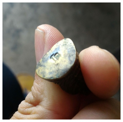 สมเด็จโต ลอยองค์ ตอกโค๊ดโต ใต้ฐาน ท่าประจำองค์สมเด็จ ดูง่ายเก่าสวยครับ