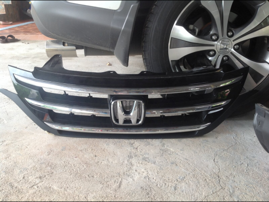 ขายกันชนหน้าหลังและตะแกรงหน้า CRV 2013 ตัว S ถอดจากศูนย์ไม่เคยใช้ สภาพดี