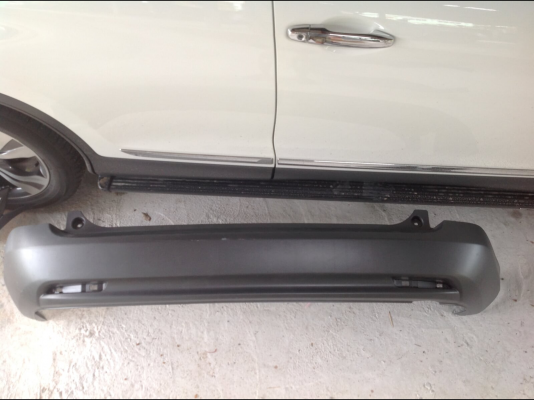 ขายกันชนหน้าหลังและตะแกรงหน้า CRV 2013 ตัว S ถอดจากศูนย์ไม่เคยใช้ สภาพดี