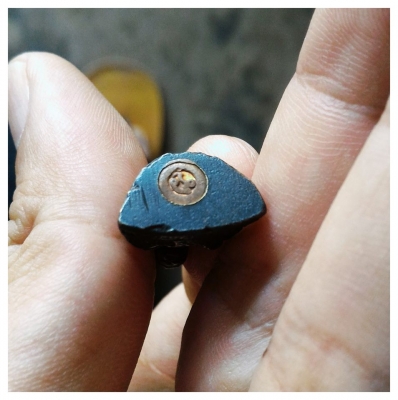 กริ่งพระเจ้าใหญ่องค์ตื้อ อ.เขมราฐ จ.อุบลราชธานี เก่าแท้ตลอดชาติ ฐานอุดโค๊ด งามมากๆ