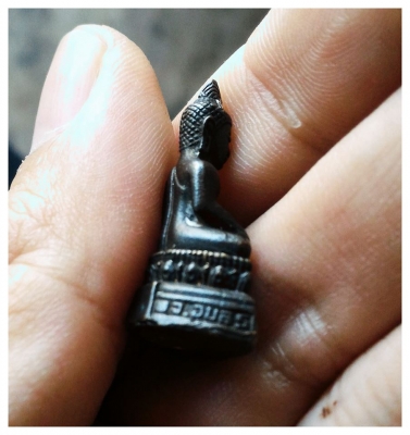 กริ่งพระเจ้าใหญ่องค์ตื้อ อ.เขมราฐ จ.อุบลราชธานี เก่าแท้ตลอดชาติ ฐานอุดโค๊ด งามมากๆ