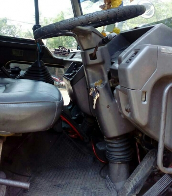 ขายสิบล้อ ราคา 835,000บ มิตซู ไอ้หลง FN527-TF 220โบว์ ปี47 เกียร์เดิม10สปีส 2เพาเบรคใหญ่ ดั้มพื้นเรียบ สภาพดีสวยกริ๊ปเดิมๆพร้อมใช้งาน ทะเบียนพร้อมโอน ราคา 835,000บ  ต่อรองได้