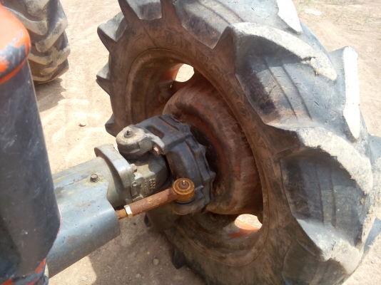 รถไถนาคูโบต้า M5000  2เพลา รถสวยมากไม่เคยลงไถ่นาน้ำ พร้อมใช้งาน   เล่มติดมือ...