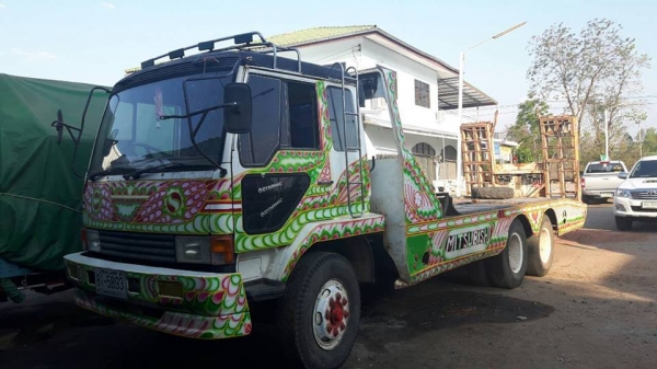 ขาย10ล้อเทรลเลอร์ หลง FUSO 195 1เพลา ช่วงล่างใหญ่ หางพับลากรถเกี่ยวข้าว แชชซีสวยเครื่องดี สภาพพร้อมวิ่งงาน ชุดโอนทะเบียนครบ