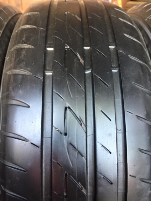 ขายยาง BRIDGESTONE ECOPIA EP200 215-60-16 ปลายปี13 ลงพื้นจริงปี14 ดอกแน่นๆ ชุดละ 2,900 บาท