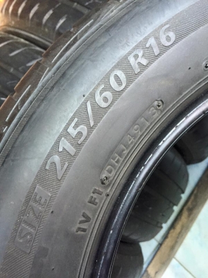 ขายยาง BRIDGESTONE ECOPIA EP200 215-60-16 ปลายปี13 ลงพื้นจริงปี14 ดอกแน่นๆ ชุดละ 2,900 บาท