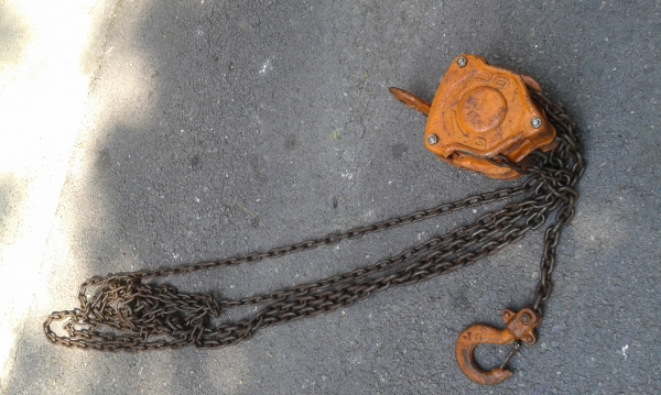 รอกโซ่ vital