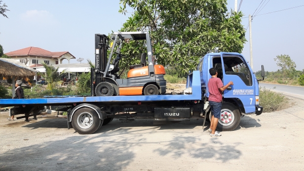 ขายด่วนรถยก TOYOTA 6FGยก1.5ตันเสาสูง3เมตรยางตัน4เส้นชั่วโม่งทำงานน้อยรถนอกยังไม่เคยใช้งานในเมืองไทยเลย=รุ่นใหม่ขายถูกๆๆ