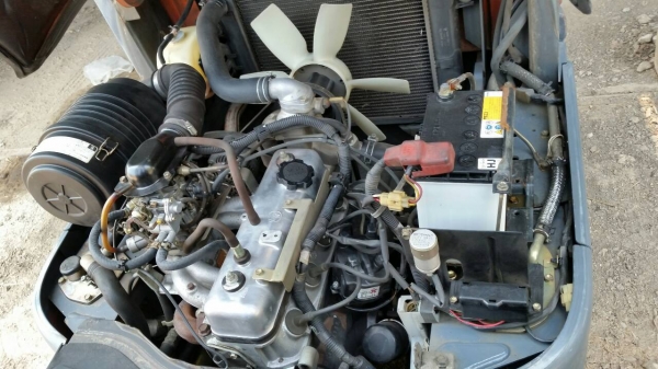 ขายด่วนรถยก TOYOTA 6FGยก1.5ตันเสาสูง3เมตรยางตัน4เส้นชั่วโม่งทำงานน้อยรถนอกยังไม่เคยใช้งานในเมืองไทยเลย=รุ่นใหม่ขายถูกๆๆ