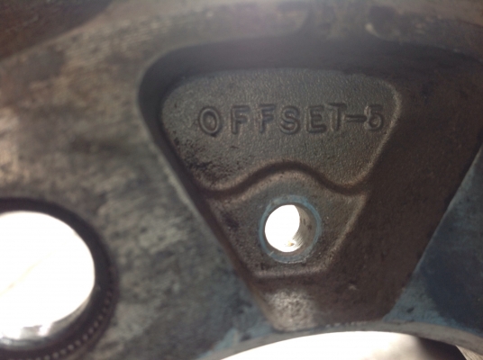 แม็กเก่าญี่ปุ่นพร้อมยาง 245/70R16 A/T ยกชุด5วง