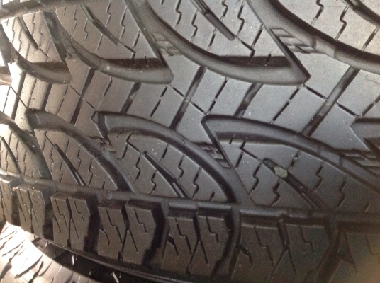 แม็กเก่าญี่ปุ่นพร้อมยาง 245/70R16 A/T ยกชุด5วง
