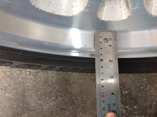 แม็กเก่าญี่ปุ่นพร้อมยาง 245/70R16 A/T ยกชุด5วง