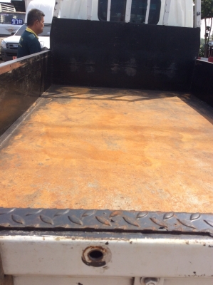 ISUZU NKR 6ล้อ ปี55 (ป้ายเล็กไม่ติดเวลา) เครื่อง120แรง ช่วงสั้น กระบะยาว 3.2 ม.พวงมาลัยพาว์เวอร์ กระจกไฟฟ้า เครื่องดี ขับดี ครัทซีสวย แอร์เย็น รถพร้อมใช้งาน  ขาย 360,000 บาท (ศุภากร 081-1903107,081-4252943)