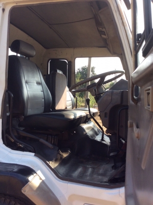 MITSUBISHI FUSO (FK455) เครื่อง 160 แรง ยาว 7.2 ม. รถเดิมๆขับดี เครื่องดี เบรคดี ครัทซีสวยจัด ขาย 435,000 บาท (ศุภากร 081-1903107,081-4252943)