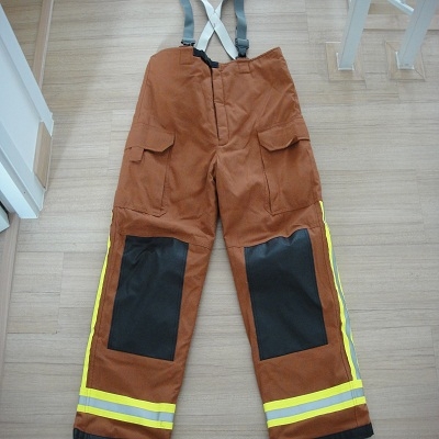 """"""""   ขาย ชุดดับเพลิงของนอกเป็นของใหม่ผ้ากันความร้อนดีมาก