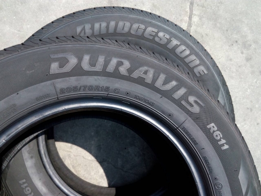 205/70R15 BRIDGESTONE DURAVIS R611 ชุด 4 เส้น tel.081-427-3941 ไอดีไลน์ 0814273941 205/70R15 BRIDGESTONE DURAVIS R611 ชุด 4 เส้น tel.081-427-3941 ไอดีไลน์ 0814273941
