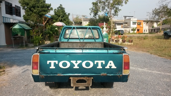 รถกระบะ โตโยต้าRN 25