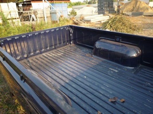 กระบะนิสสันตอนเดียว