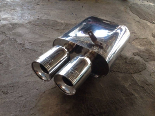 ขายท่อคู่ จากร้าน wiroj  header k9  1998 ใส้เยือง ขนาด1.8นิ้ว พักกลางยาว12นิ้ว ปลายท่อยาว6.5นิ้ว ปากท่อคู่กว้าง4นิ้ว ราคา2300บาท โทร0924462525โส กทม