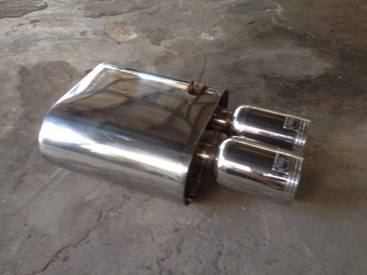 ขายท่อคู่ จากร้าน wiroj  header k9  1998 ใส้เยือง ขนาด1.8นิ้ว พักกลางยาว12นิ้ว ปลายท่อยาว6.5นิ้ว ปากท่อคู่กว้าง4นิ้ว ราคา2300บาท โทร0924462525โส กทม