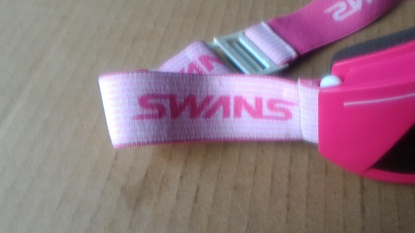 (แบบที่ 4 ) แว่นตาสปอตกรองแสง กันลม และป้องกันอุบัติเหตุกับดวง ตาจากญี่ปุ่น SWANS สีชมพูเนื้อเลนส์กรองแสง สวยใส่เล่นขี่มอเตอร์ไซค์หรือเล่นกีฬา จัดส่งให้ฟรีทั่วประเทศ