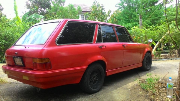 ขายรถแวนคลาสสิค Mazda Luce