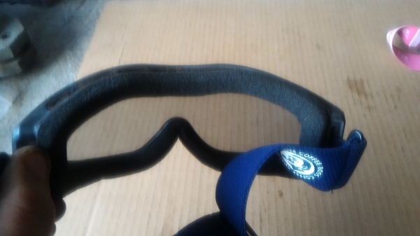 (แบบที่ 5 ) แว่นตาสปอตกรองแสง กันลม และป้องกันอุบัติเหตุกับดวง ตาจากญี่ปุ่น SANTORY สีดำเนื้อเลนส์กรองแสง สวยใส่เล่นขี่มอเตอร์ไซค์