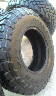 ขาย ยาง 265/75/16 MADE IN JAPAN