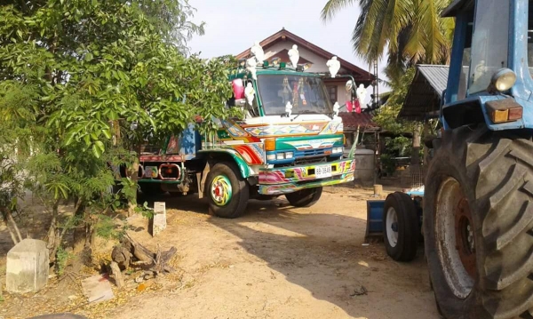 ขายรถเทรลเลอร์ 2เพลา เครื่อง195แรง พ.เพาเวอร์ เบรกทิฟฟี่ มีบันไดขั้นรถเกี่ยว ขึ้นPC200ได้สบาย เอกสารพร้อมโอน สนใจโทร 090-8588220คุณนะ 093-3258446คุณบิว หรือเข้าดูสินค้าอื่นๆได้ที่ www.truck.in.th/498 หรือเพจFacebook ณรงค์ ซื้อขายรถมือสอง (เว็บไซต์ส่วนตัว) ขายรถเทรลเลอร์ 2เพลา เครื่อง195แรง พ.เพาเวอร์ เบรกทิฟฟี่ มีบันไดขั้นรถเกี่ยว ขึ้นPC200ได้สบาย เอกสารพร้อมโอน สนใจโทร 090-8588220คุณนะ 093-3258446คุณบิว หรือเข้าดูสินค้าอื่นๆได้ที่ www.truck.in.th/498 หรือเพจFacebook ณรงค์ ซื้อขายรถมือสอง (เว็บไซต์ส่วนตัว)