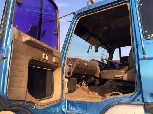 ขาย รถโม่ 10 ล้อ hino 10 น็อตรุ่นใหม่ โม่ 7 คิว