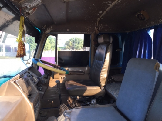 ขาย รถโม่ 10 ล้อ hino 10 น็อตรุ่นใหม่ โม่ 7 คิว