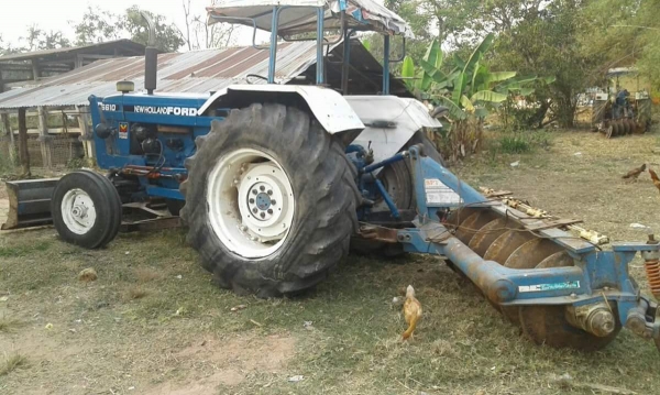 ขายรถไถ FORD 6600 เครื่องT5 อุปกรณ์ ดันหน้า ผานหลัง สภาพสวยพร้อมใช้งาน เอกสารพร้อมโอน สนใจโทร 090-8588220คุณนะ 093-3258446คุณบิว หรือเข้าดูสินค้าอื่นๆได้ที่ www.truck.in.th/498 หรือเพจFacebook ณรงค์ ซื้อขายรถมือสอง (เว็บไซต์ส่วนตัว) หรือFacebook คุณนะ รถบ