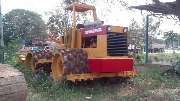 รถบดล้อหนาม 4 ล้อ DYNAPAC CT-25 เอกสารเล่มทะเบียน 2 เพลา เลี้ยวเอวอ่อน ราคา 1550000