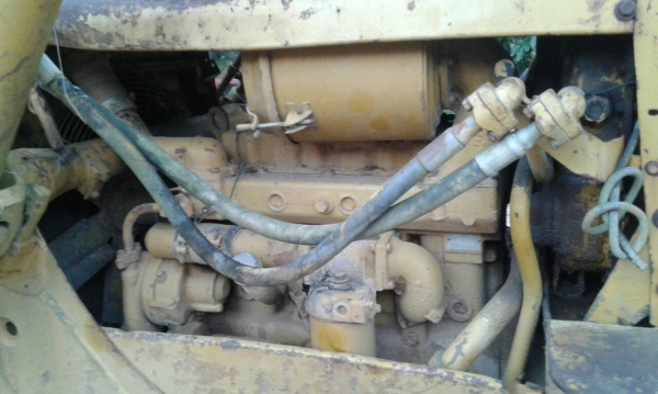 ขายรถแทรคเตอร์ CAT D4D ตีนตะขาบ 2 คันขายเหมา 300000