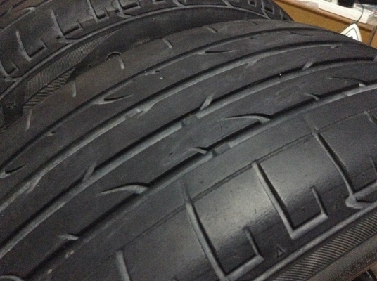 แม็กRgzขอบ18นิ้วกว้าง8นิ้วพร้อมยาง225/45/18มีแค่คู่เดียวนะครับ