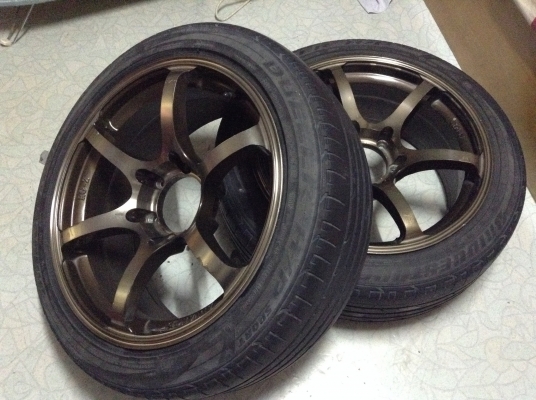 แม็กRgzขอบ18นิ้วกว้าง8นิ้วพร้อมยาง225/45/18มีแค่คู่เดียวนะครับ