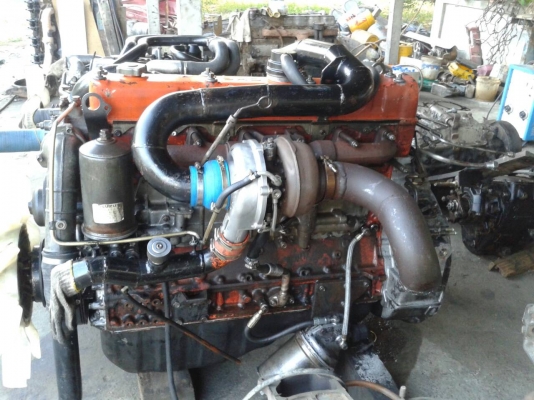 ขายเครื่อง  Isuzu 6SD1 เทอร์โบ 310 แรง