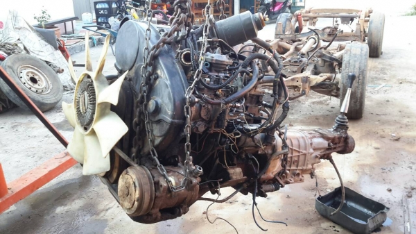 ขายเครื่อง-เกียร์ มิตรซูบิชิไซโคน L200 สภาพพร้อมใช้งาน