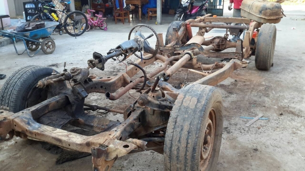 ขายครัชชีพร้อมล้อ-เฟืองท้าย-พวงมาลัย พร้อมเล่มทะเบียน