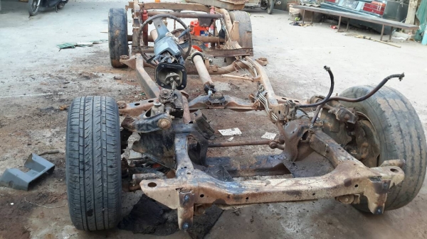 ขายครัชชีพร้อมล้อ-เฟืองท้าย-พวงมาลัย พร้อมเล่มทะเบียน