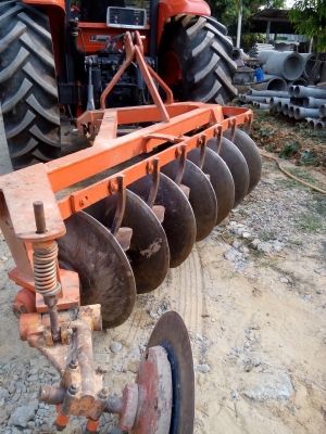 ขายคูโบต้า 95 แรง เล่มทะเบียน ปี53 พร้อมดันหน้า พาน 7 ตราช้าง