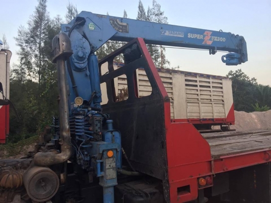 ขายรถเทรนเลอร์ติดเครน3ตันTADANoไม่เอาเครนลดได้ เฉินหลงFN527 รถพร้อมใช้งาน