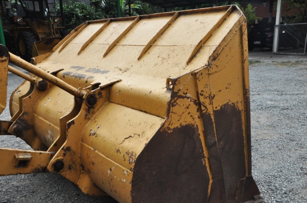 ขายรถตัก CAT 920 รถสภาพพร้อมใช้งานได้ทันที ราคาไม่แพงสนใจติดต่อ 081-9485494