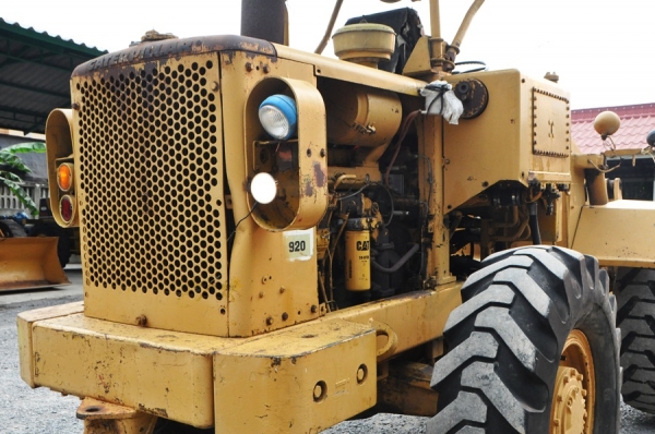 ขายรถตัก CAT 920 รถสภาพพร้อมใช้งานได้ทันที ราคาไม่แพงสนใจติดต่อ 081-9485494