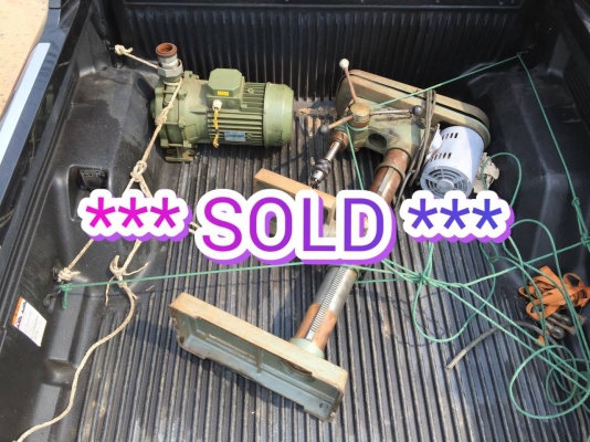 *** SOLD *** เจาะคิงส์ KING Taiwan ขนาดกลาง ใช้ไฟบ้าน 220V. โต้ะสวย คอแน่น เดิมๆ พร้อมใช้งาน!!