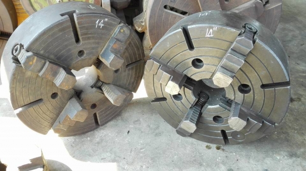 ** เหลือ 1 ตัว!! ** สี่จับอิสระ ขนาด 14" มา 2 ตัว ราคา 5,500- จัดส่งฟรีทั่วประเทศ!!