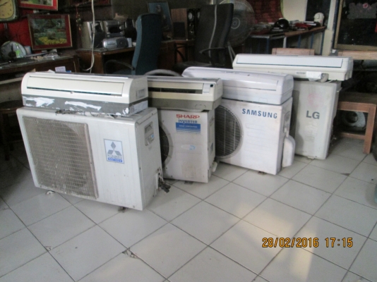 ขอขอบคุณท่านผู้ใหญ่สมศักดิ์ครับ พี่เสือครับ ขออนุญาตขายแอร์ 4 ชุด ขายเหมา ถูกๆราคา12000บาทครับ ขอขอบคุณท่านผู้ใหญ่สมศักดิ์ครับ พี่เสือครับ ขออนุญาตขายแอร์ 4 ชุด ขายเหมา ถูกๆราคา12000บาทครับ