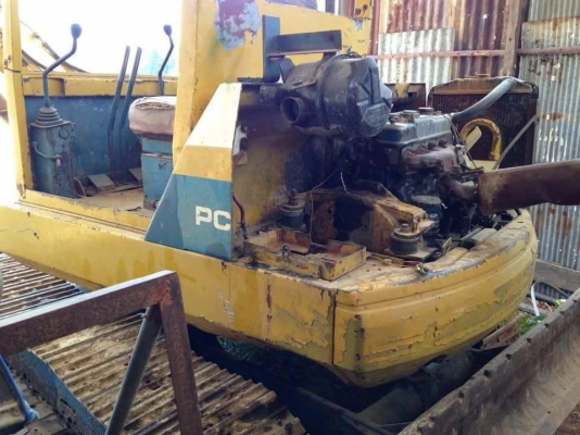 ขายแบคโฮ KOMATSU PC 40-5 ราคานี้มาไม่บ่อยนัก